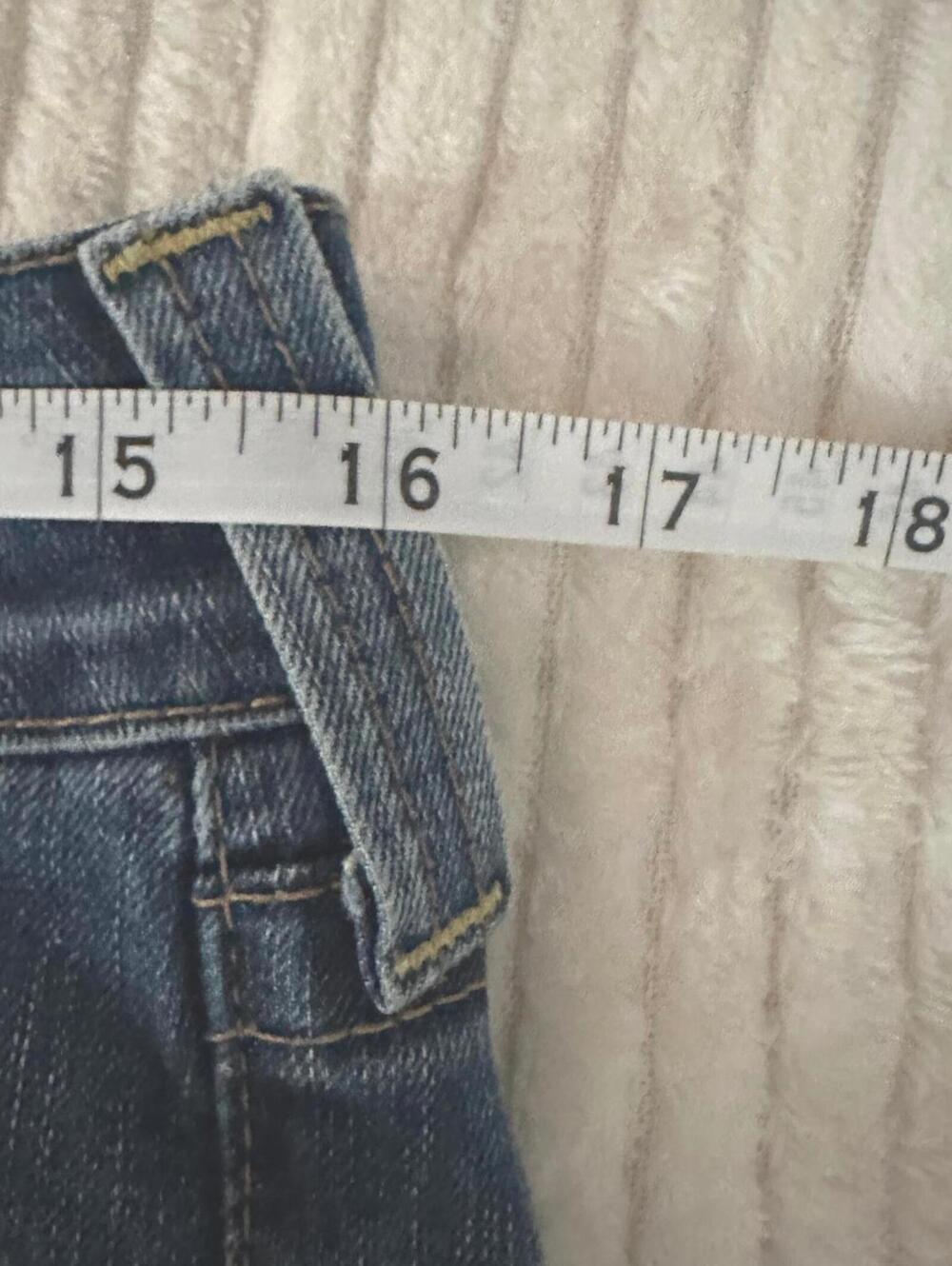 True Religion Women's Lowe Rise Boot Cut Denim  Blue Wash Jeans Size 29 - Picture 8 of 10